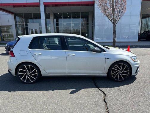 2019 Volkswagen Golf R 2.0T DSG