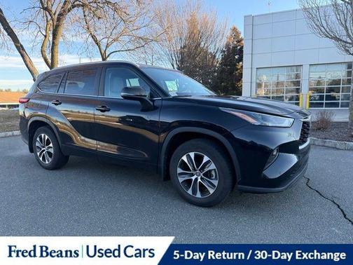 2023 Toyota Highlander XLE