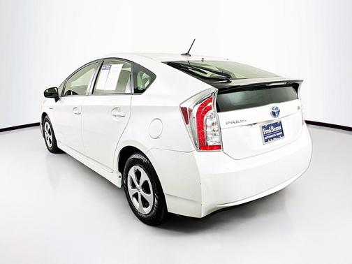 2014 Toyota Prius Three