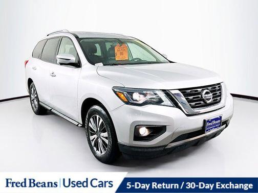 2018 Nissan Pathfinder SL