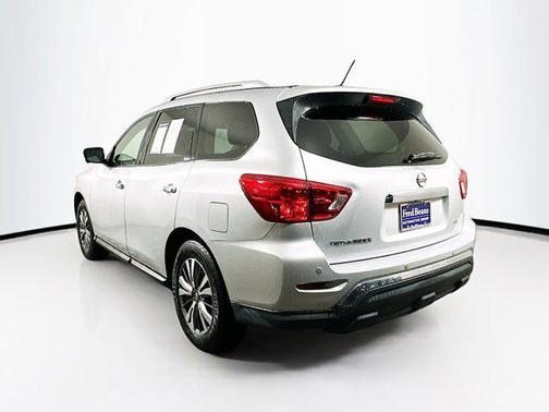 2018 Nissan Pathfinder SL