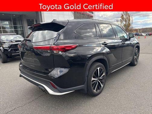 2022 Toyota Highlander XSE