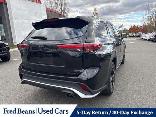 2022 Toyota Highlander XSE