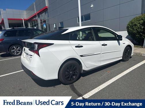 2022 Toyota Prius L