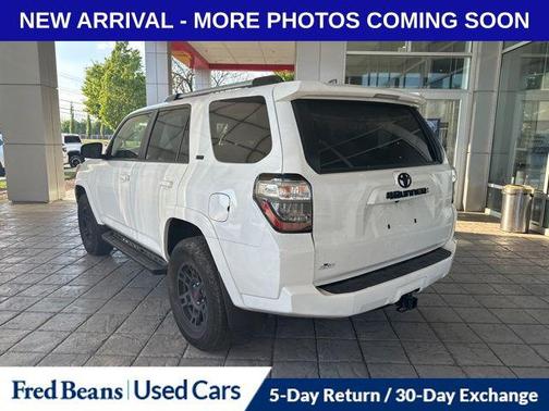 Ice 2024 Toyota 4Runner SR5 Premium