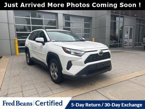 2022 Toyota RAV4 XLE