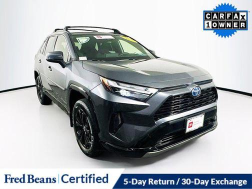 2022 Toyota RAV4 Hybrid SE