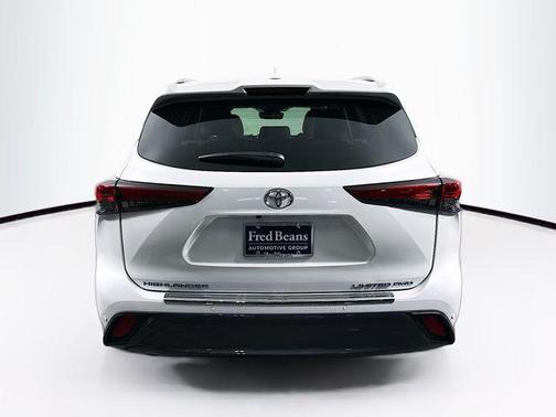 2023 Toyota Highlander Limited