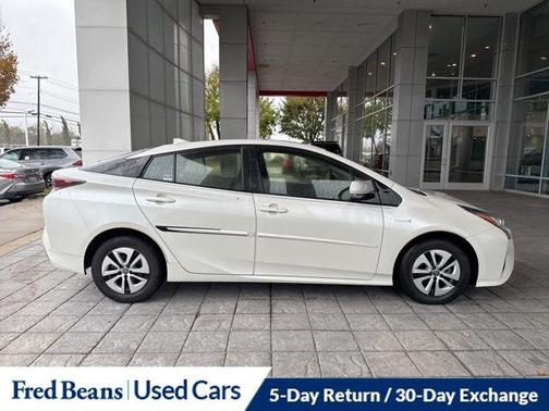 2017 Toyota Prius Four