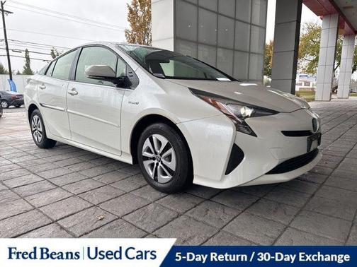 2017 Toyota Prius Four