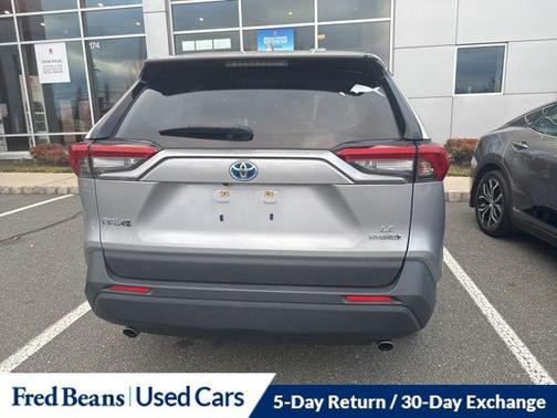 2022 Toyota RAV4 Hybrid LE