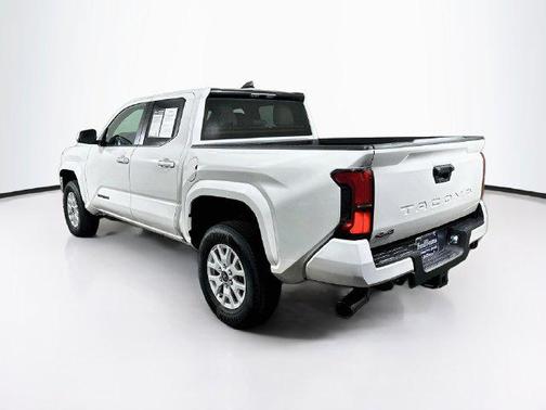 Ice Cap 2025 Toyota Tacoma SR5