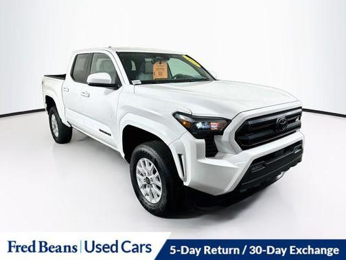Ice Cap 2025 Toyota Tacoma SR5