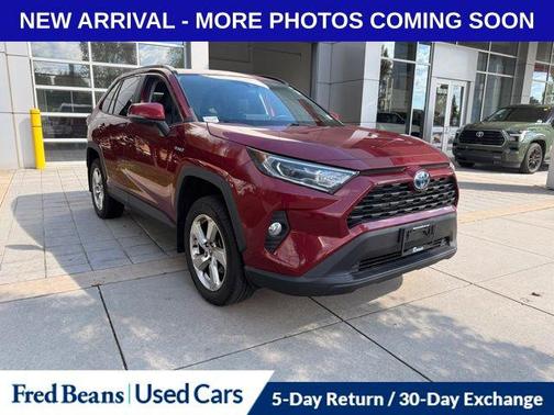 2021 Toyota RAV4 Hybrid XLE Premium