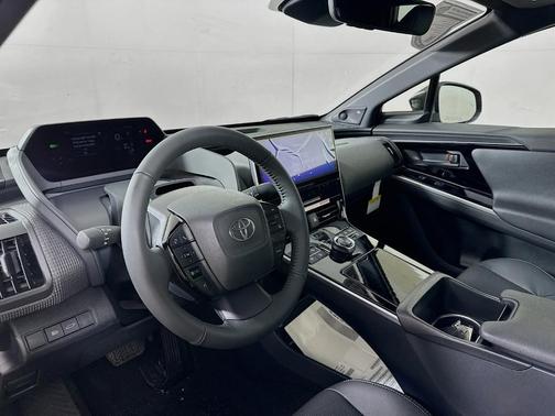 2025 Toyota bZ4X Limited