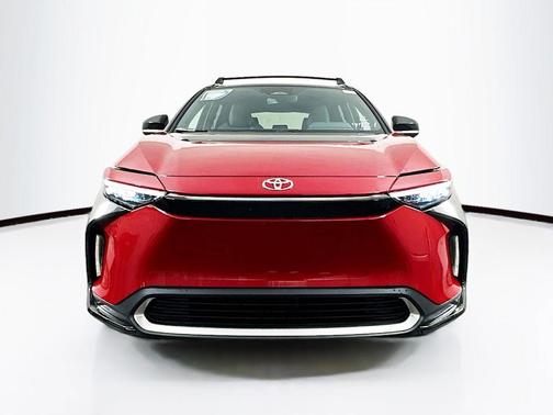 2025 Toyota bZ4X Limited
