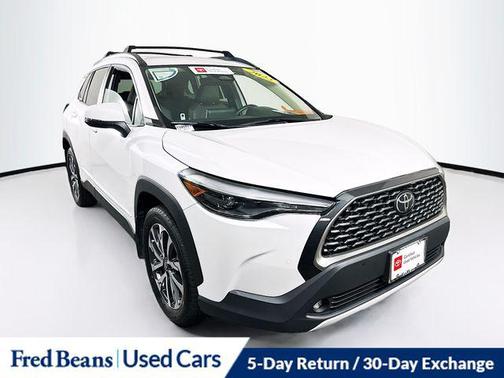 2023 Toyota Corolla Cross XLE