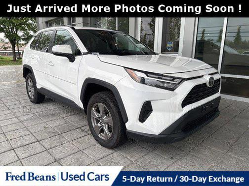 2022 Toyota RAV4 XLE