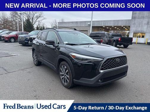 2023 Toyota Corolla Cross XLE