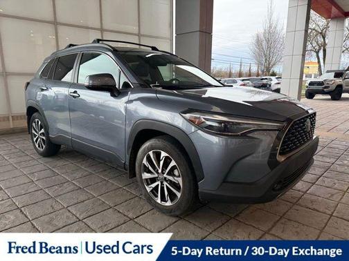 2022 Toyota Corolla Cross XLE