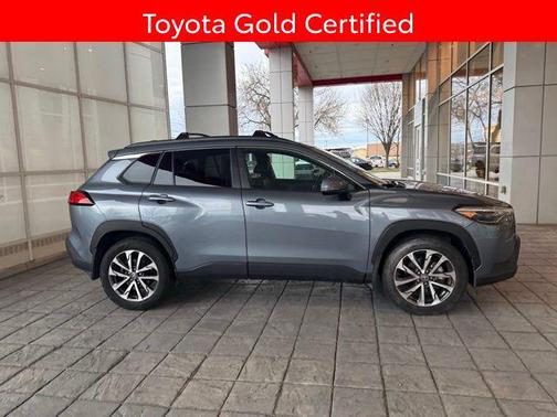 2022 Toyota Corolla Cross XLE
