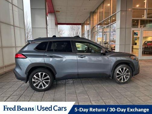 2022 Toyota Corolla Cross XLE