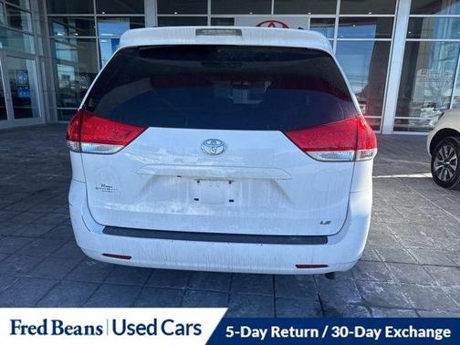 2013 Toyota Sienna LE