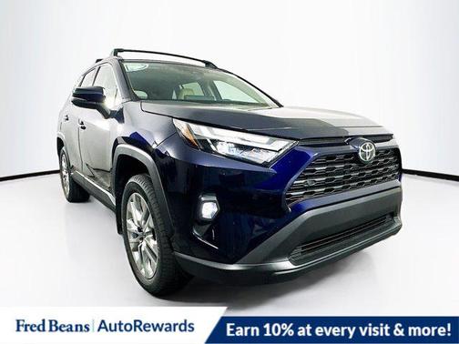 2025 Toyota RAV4 XLE Premium