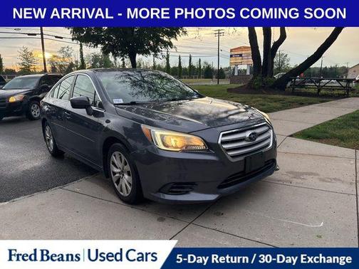 Carbide Gray Metallic 2017 Subaru Legacy Premium