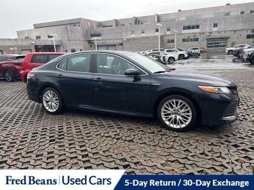2018 Toyota Camry Hybrid XLE