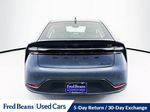 2024 Toyota Prius Prime SE