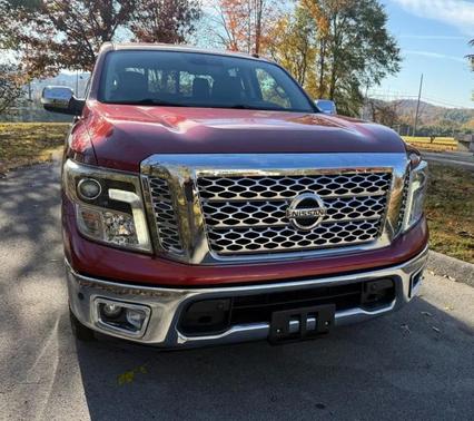 2017 Nissan Titan SL