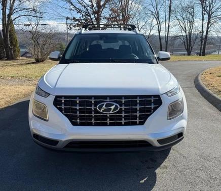 2021 Hyundai VENUE SEL