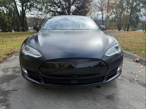2015 Tesla Model S P85D