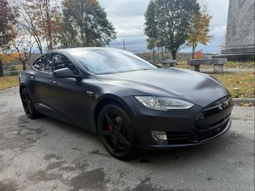 2015 Tesla Model S P85D