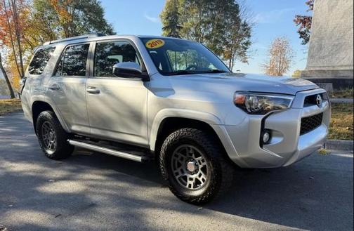 2019 Toyota 4Runner SR5