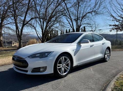 2013 Tesla Model S Performance