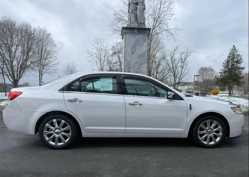 2011 Lincoln MKZ Base
