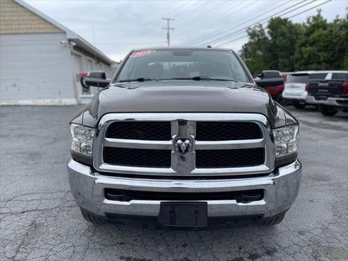 2018 RAM 3500 Tradesman Crew Cab 4x4 6'4' Box