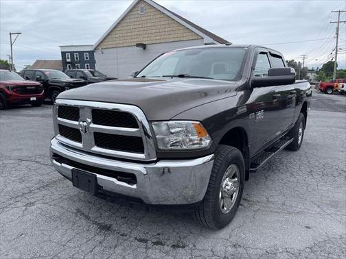 2018 RAM 3500 Tradesman Crew Cab 4x4 6'4' Box