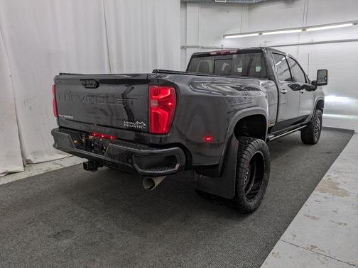 2022 Chevrolet Silverado 3500 High Country