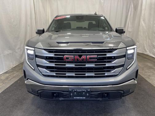 2023 GMC Sierra 1500 SLE
