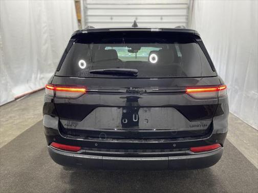 2023 Jeep Grand Cherokee Limited X
