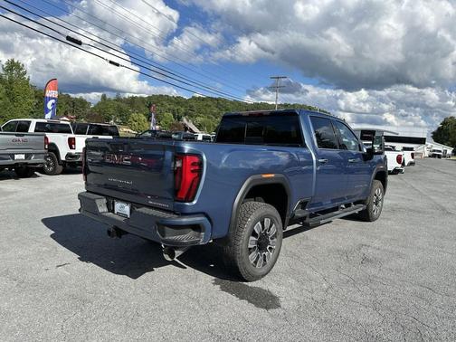 2025 GMC Sierra 3500 Denali