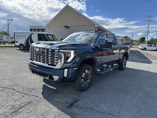2025 GMC Sierra 3500 Denali
