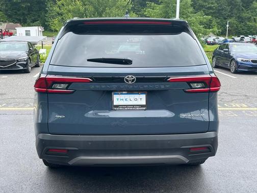 2025 Toyota Grand Highlander Platinum