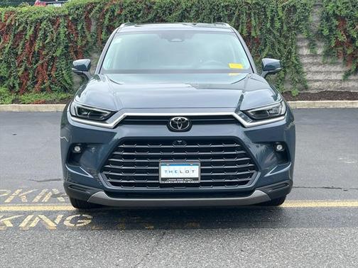 2025 Toyota Grand Highlander Platinum