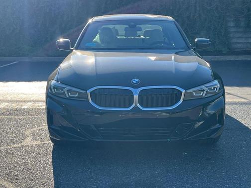 2025 BMW 330 i xDrive