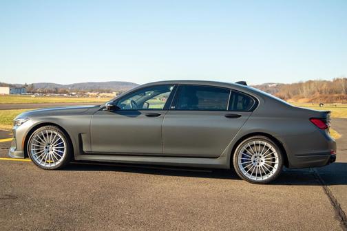 2022 BMW ALPINA B7 xDrive