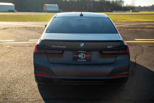 2022 BMW ALPINA B7 xDrive